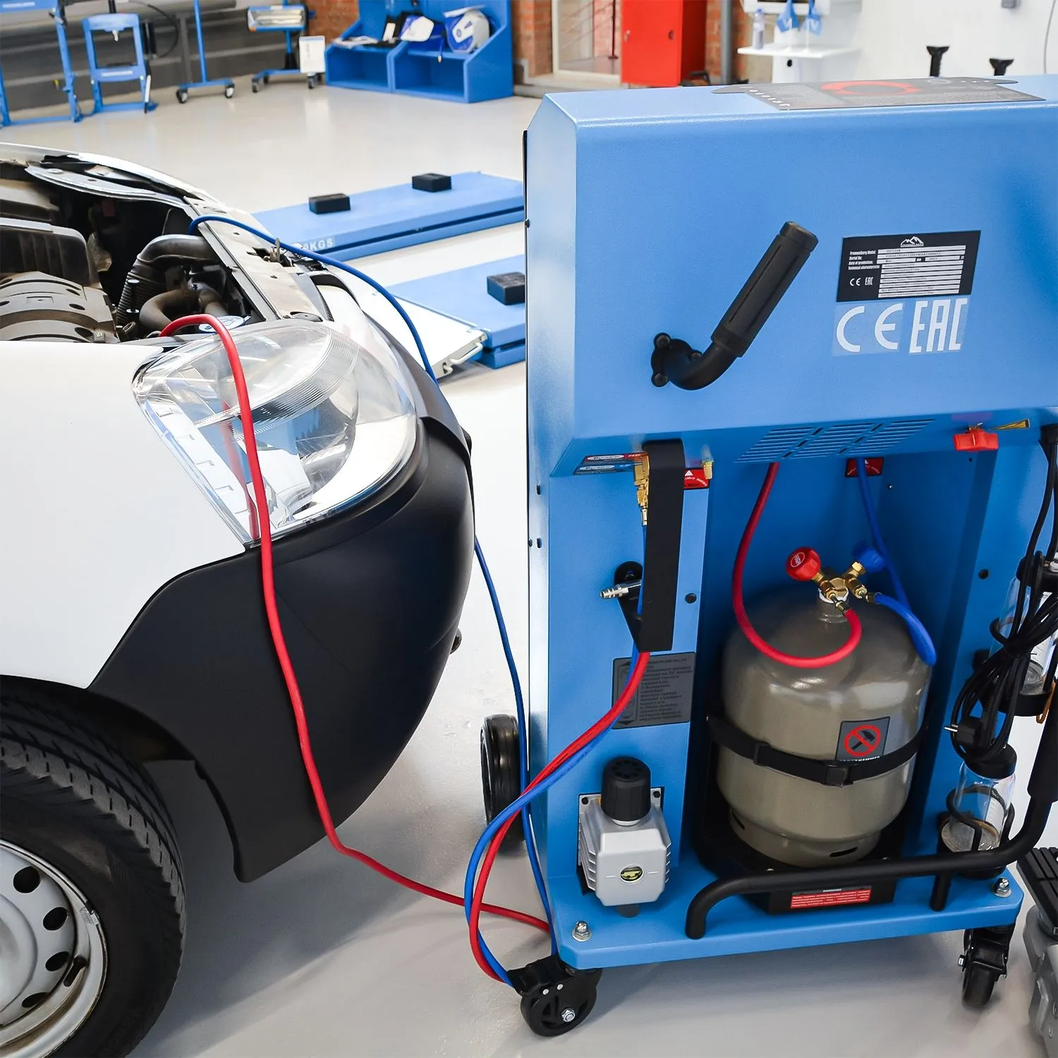 Полуавтоматическая установка для обслуживания кондиционеров OC121B